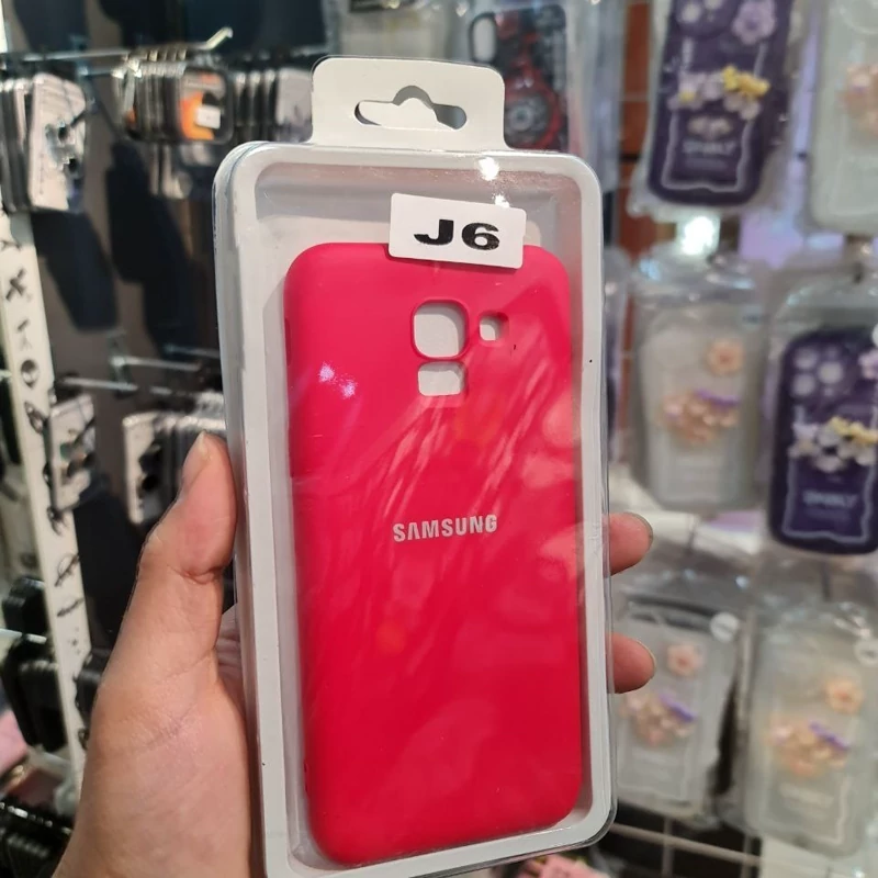 قاب محافظ سیلیکونی گوشی سامسونگ J6 و A6 قرمز