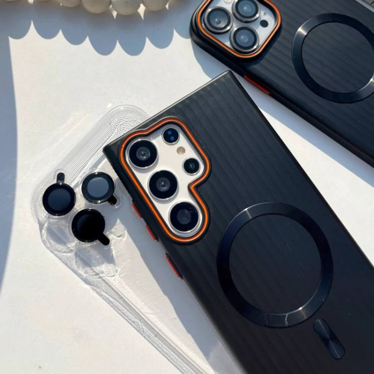 قاب کرکره ای مگ سیف دار آیفون13 پرومکس مشکی