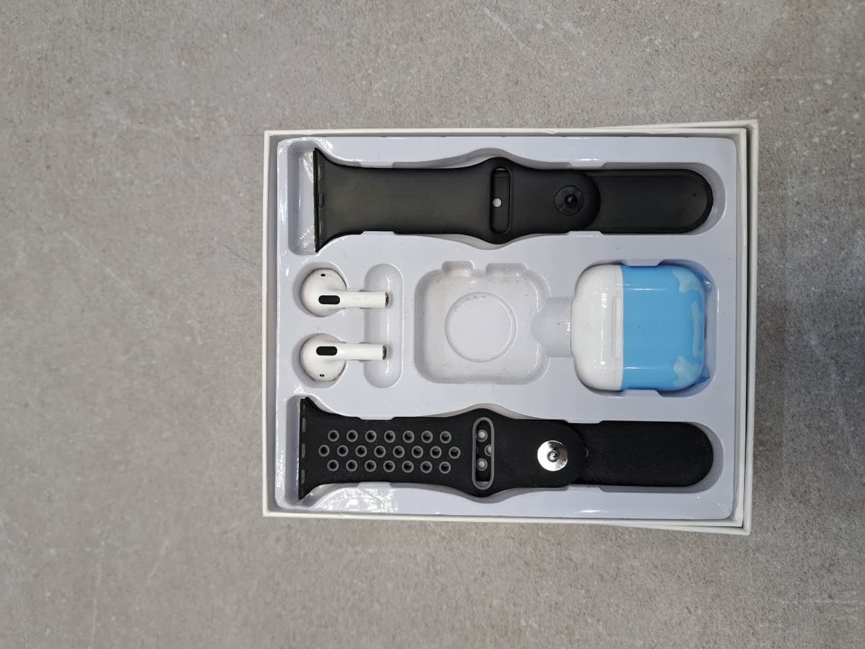 بدون ساعت هوشمند مدل W26 Pro Max series 8 2023 به همراه هدفون بلوتوثی