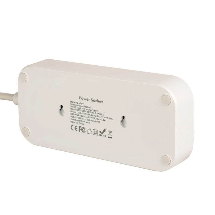 تصویر چندراهی برق یونیورسال هیسکا مدل CH-5511 با ۳ پریز AC و ۳ پورت USB شامل Type-C با PD، مناسب برای خرید با بهترین قیمت از اکسسوری استور.